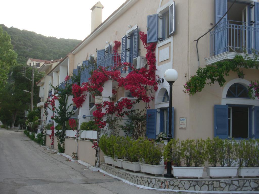 Louisa Studios Poros  Eksteriør bilde